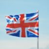 cours piano anglais drapeau flottant anglais