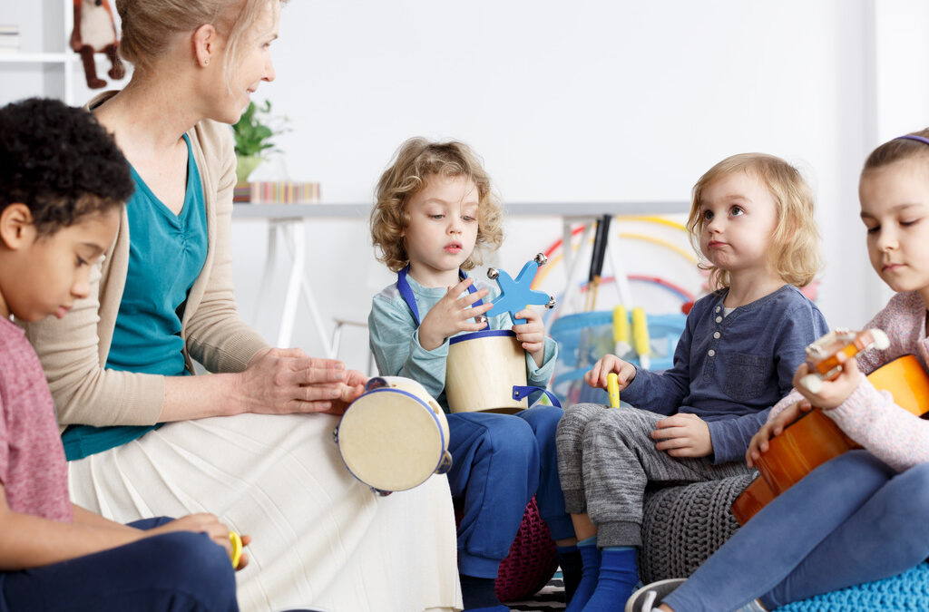 Quel instrument de musique pour un enfant de 5 ans ? Piano, Guitare ?