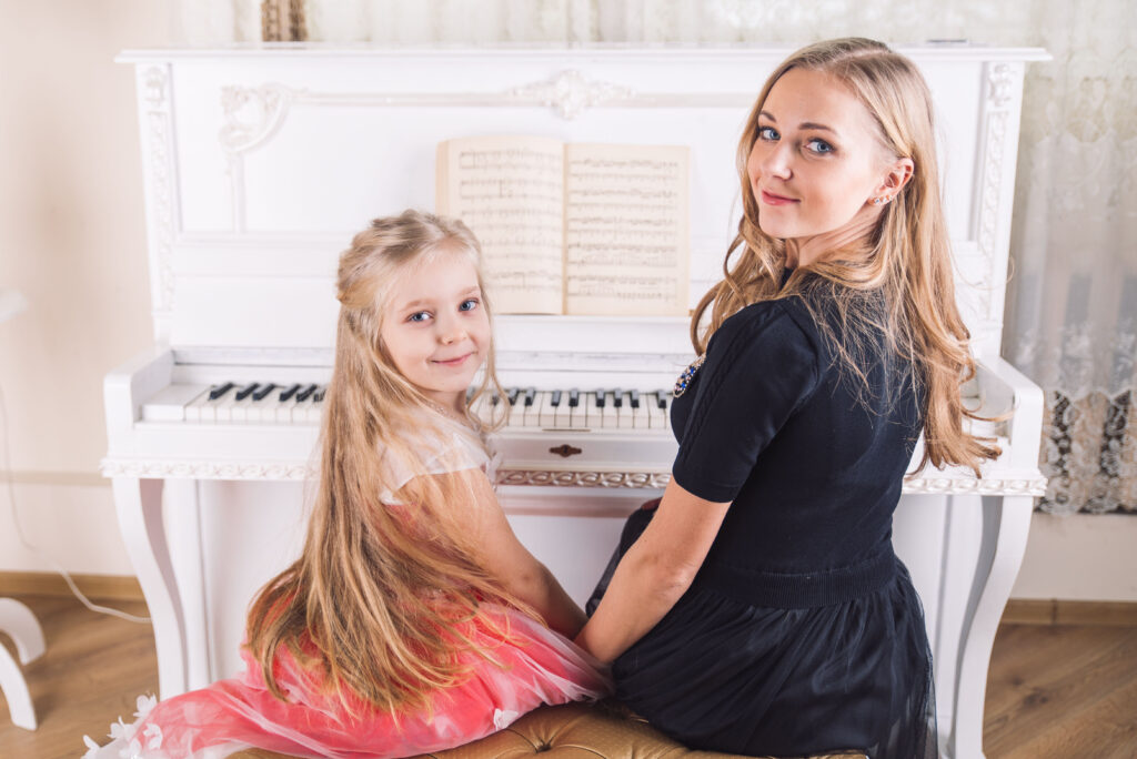 choisir son piano enfant avec son professeur de musique